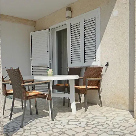 Petar Apartment *